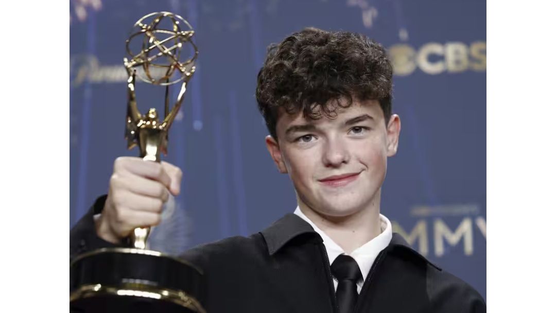 Owen Cooper, ọmọ ọdún 15, di ọkùnrin kékeré jùlọ tó ti gba Emmy fún fíìmù Netflix tó jẹ́ ‘Adolescence’