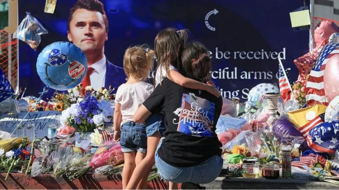 Onye a na-enyo enyo n’ihe banyere Charlie Kirk kwetara n’ihe ọ mere n’akwụkwọ nzuzo nye onye nọ n’ụlọ ya, ka ndị ọka ikpe si kwuo