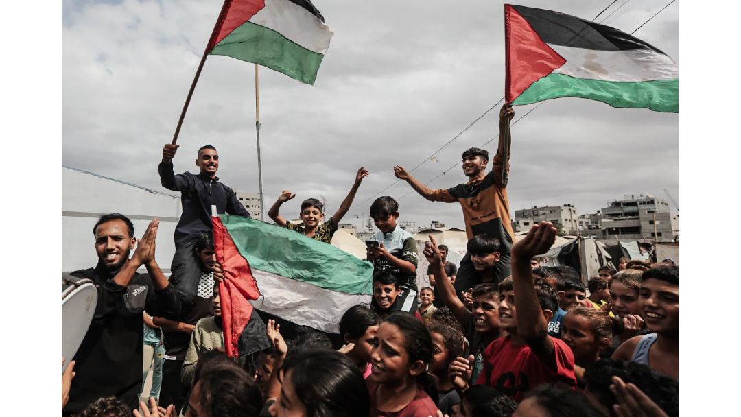 Àwọn ará Palẹsítínì ń padà sí Àríwá Gásà lẹ́yìn tí Ísráélì fi jẹ́wọ́ ìdádúró ogun lábẹ́ Ètò Àlàáfíà tí Trump ṣe àfihàn