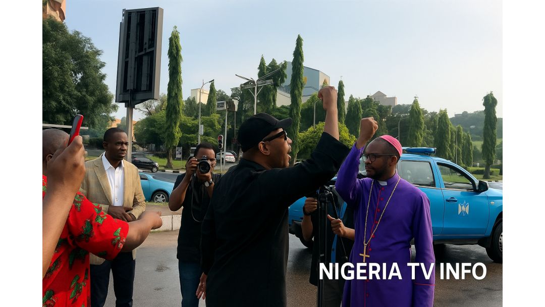 Zanga-Zangar Abuja: Kotu ta tura Lauyan Kanu, ɗan uwansa da wasu goma sha ɗaya gidan yari