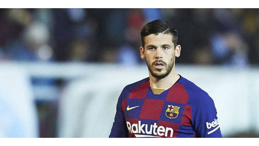 Featured image: Ex-Barcelona Star in Hospital Following Dog Bite Injury