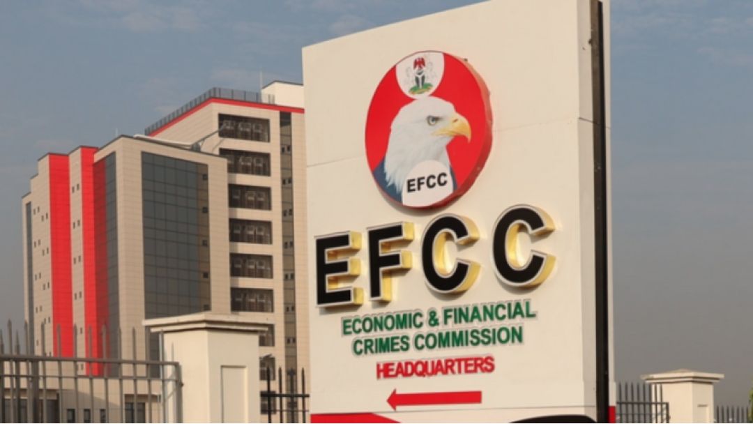 Featured image: EFCC Malitere Mgbalị Iji Jide Ọrụ Ọhụrụ E Mere Ka Ọ Pụọ N’ọrụ Mgbe Ọ Pụtara Na Mmemme Ịhụnanya